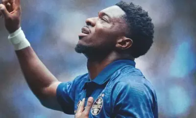 Amuzu brilha, Grêmio bate o Vitória e se aproxima do G6 do Brasileiro