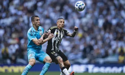 Com um a menos, Santos busca o empate contra o Atlético-MG pelo Brasileirão