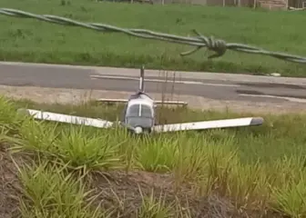 Avião sai da pista após pouso de emergência no Acre