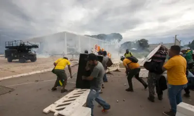 Moraes abre prazo para alegações do Núcleo 2 dos atos golpistas