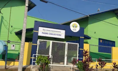 Adolescentes são apreendidos pela PM após brigas recorrentes em escola do Acre