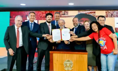 Lula sanciona gratuidade em conta de luz para famílias de baixa renda