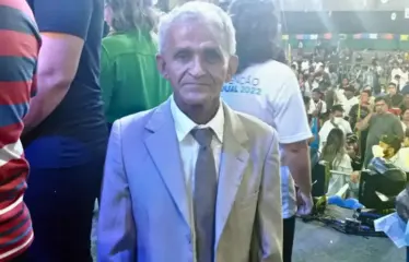Cabide para Senador, já!