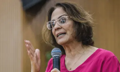 Na Assembleia de Deus, Damares diz que “satanás odeia a mulher”