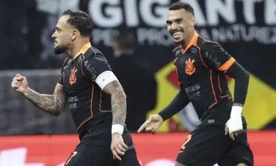Corinthians supera Atlético-MG com chutaço de Maycon