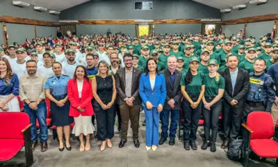 Gladson celebra aula inaugural para novos concursados do DETRAN/AC