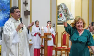 Diocese de Rio Branco encerra novenário e apresenta manto de Nossa Senhora de Nazaré