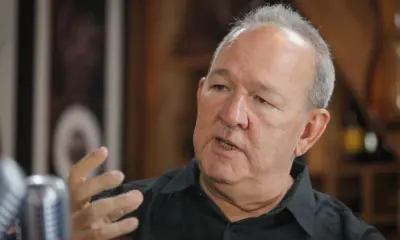 Premiando o anonimato