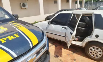 Veículos são apreendidos com produtos contrabandeados em Plácido de Castro