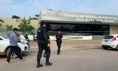 Operação afasta vereador e assessores por suspeita de “rachadinha” em Porto Velho