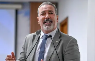 Vereadores repudiam fechamento de agência da Caixa em Rio Branco