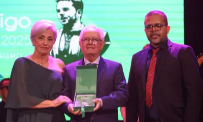 Família de Rodrigo Pires é homenageada durante prêmio que leva o nome do empresário