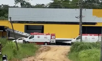 Queda de marquise deixa duas pessoas feridas em Cruzeiro do Sul