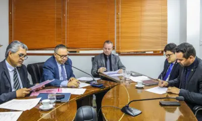 Comissões da Aleac aprovam criação de cargo de secretário debaixo de questionamentos