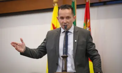 Adailton quer convocar direção da maternidade para explicar morte de bebê