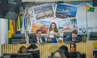 Sessão da Câmara é suspensa após impasse em projeto que muda carga horária de agentes de saúde