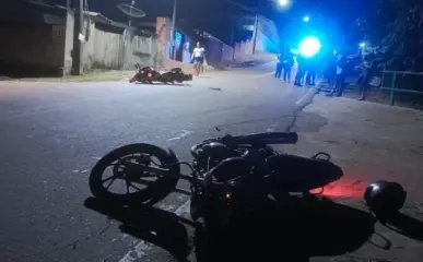 Colisão entre motocicletas deixa um morto e dois feridos em Sena Madureira