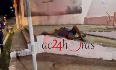 Homem é agredido ao tentar dormir em frente a residência no Papouco