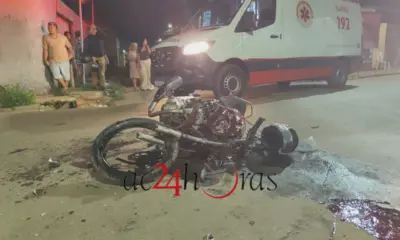 Acidente envolvendo moto e ônibus deixa jovem gravemente ferido