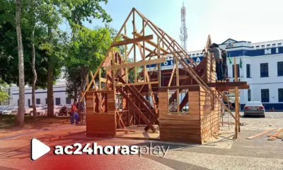Prefeitura começa prepativos para o Natal na Praça da Revolução em Rio Branco