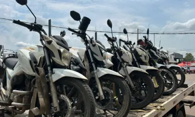 RBTrans autua mototaxistas em operação surpresa no Terminal Urbano