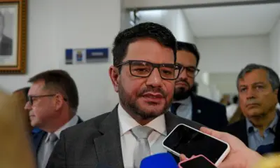 Gladson nega que criação de cargo de secretário-adjunto tenha motivação política