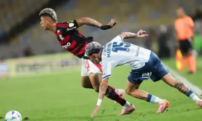 Carrascal decide, e Flamengo vence Racing no Maracanã pela Libertadores