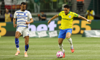 Brasileirão: Palmeiras não aproveita expulsão e empata com o Cruzeiro