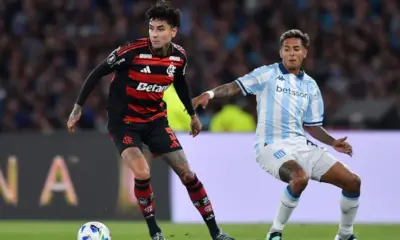Flamengo supera expulsão, segura Racing e está na final da Libertadores