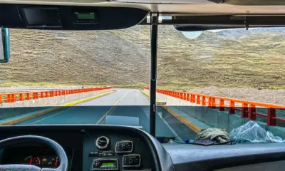 Ônibus de caravana flamenguista do Acre volta à estrada após duas panes
