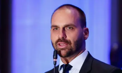 Após decisão de Trump sobre tarifas, Eduardo Bolsonaro culpa Moraes por crise institucional