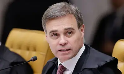 Mendonça vota para cassar governador de RR; Nunes Marques pede vista