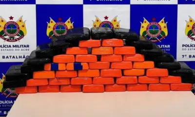 Polícia Militar apreende mais de 50 quilos de Cocaína na BR-364, em Tarauacá