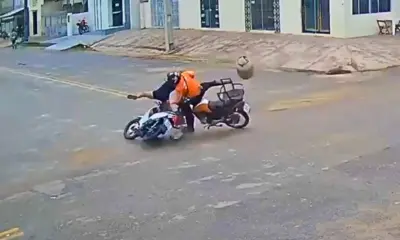 Colisão entre motocicletas deixa uma pessoa ferida em Tarauacá