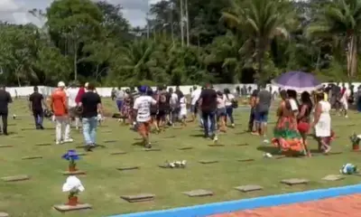 Pintor assassinado no Belo Jardim é sepultado no Morada da Paz