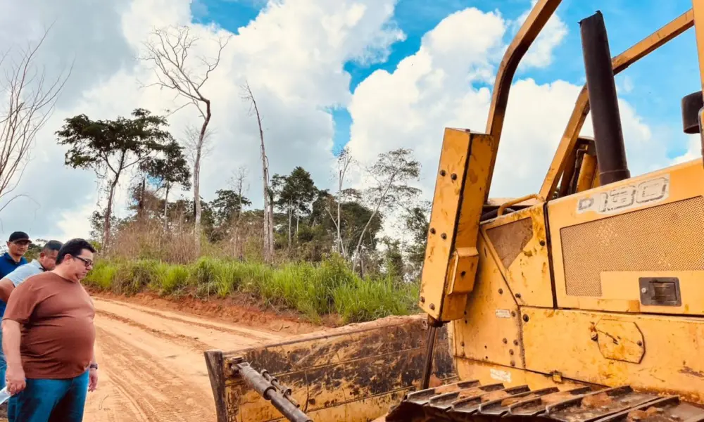 Carlinhos do Pelado acompanha obras no Ramal Santa Luzia e reforça compromisso em comunidades rurais