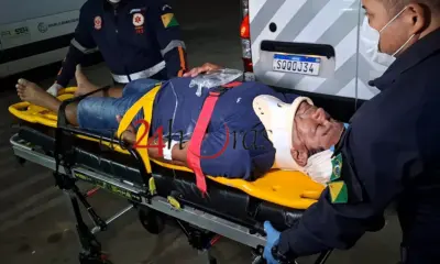 Pai e filho ficam ferido após capotamento de caminhonete na rodovia AC-40