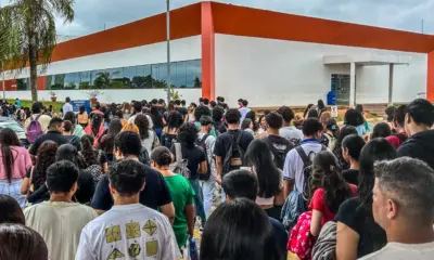 Apoio das famílias emociona candidatos no primeiro dia do Enem em Rio Branco