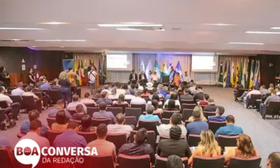 Prefeitos e os “paus de bico”: o xadrez político que ninguém admite jogar