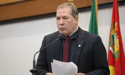 Projeto de Chico Viga prevê transporte gratuito para jovens atletas de futebol