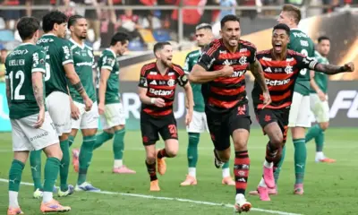Flamengo vence Palmeiras e entra para história com tetra da Libertadores