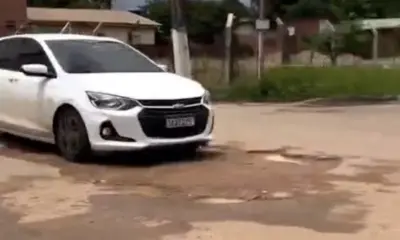 Perícia reconstitui acidente que matou dois jovens em Sena Madureira