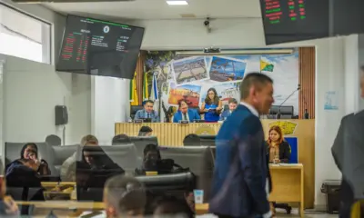 Derrubada de veto abre caminho para auxílio de saúde e alimentação para servidores de Rio Branco