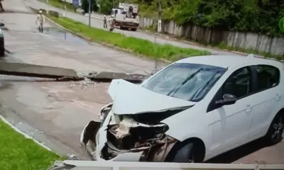 Motorista que derrubou postes no Calafate deve arcar com custos