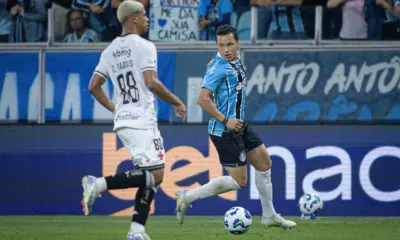 Grêmio respira no Brasileirão ao vencer Vasco, que perde a quarta seguida