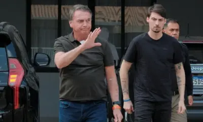 Filhos dizem que Bolsonaro estaria em crise e médicos foram acionados