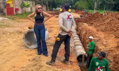 Deracre avança na implantação de calçadas na Estrada Dias Martins