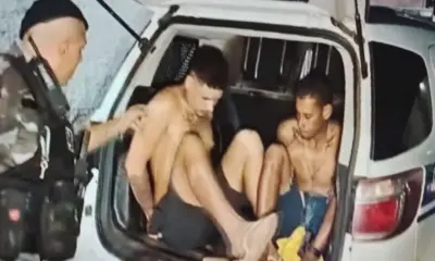 Polícia desarticula ponto de venda de drogas no bairro da Paz