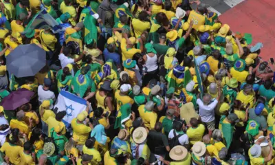 Datafolha: 14% de bolsonaristas se dizem esquerda e 34% petistas, direita