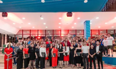 Aleac celebra espírito natalino com apresentação do Coral Comunitário